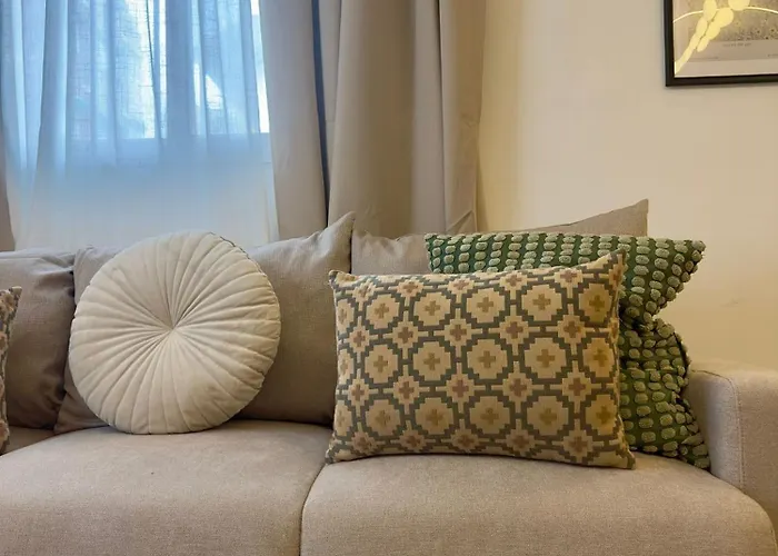 Center Trinidad Living * Malaga